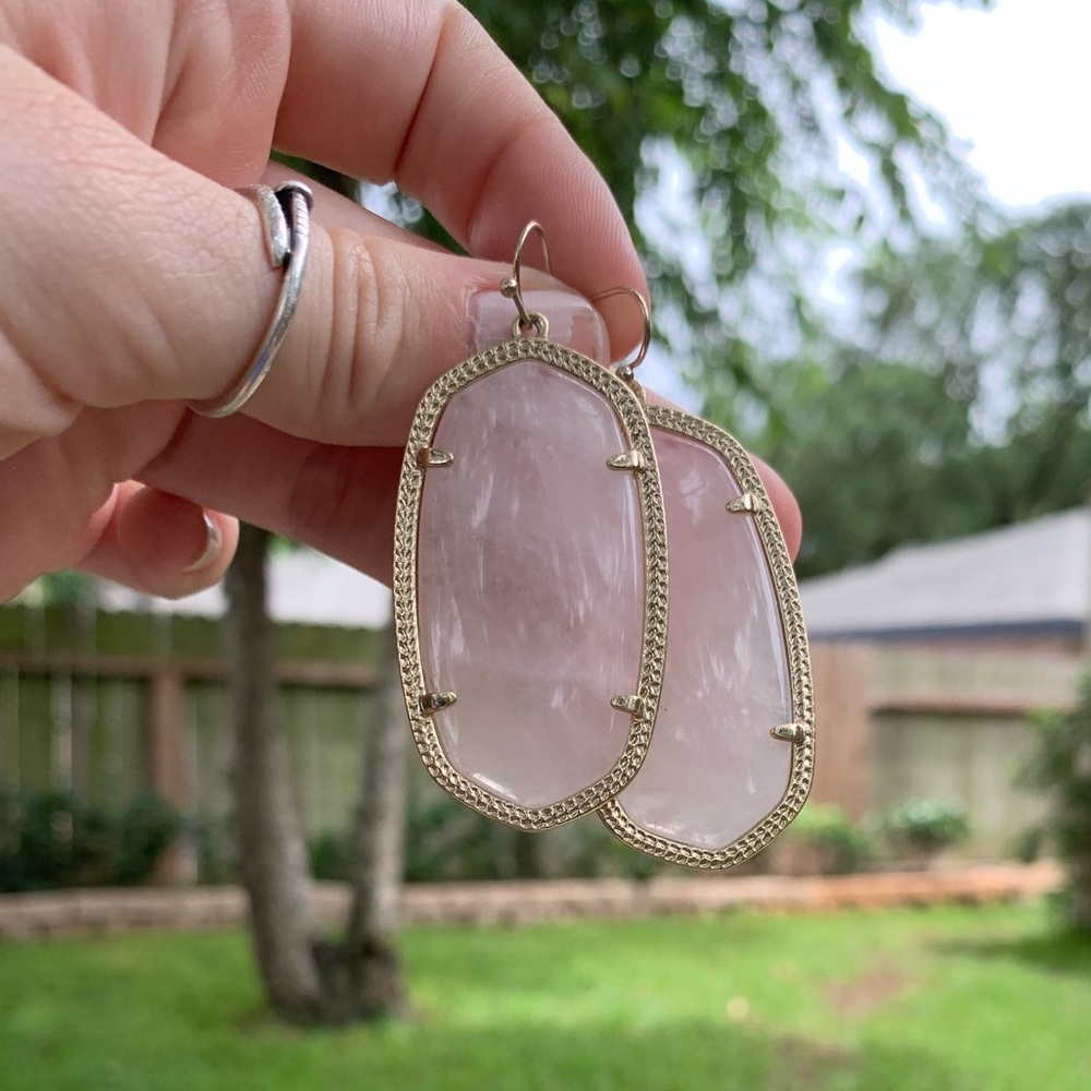 Kendra Scott DANIELLE drop earrings in rose gold